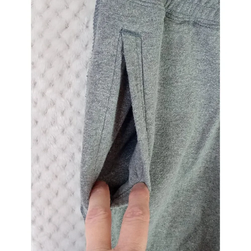 The North Face Heritage Patch Joggers Men's Small TNF Medium Grey